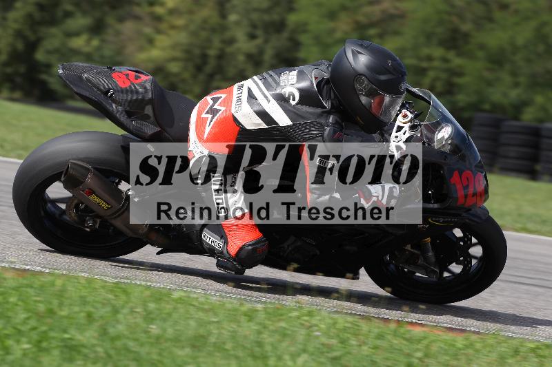 Archiv-2022/63 10.09.2022 Speer Racing ADR/RSE/128